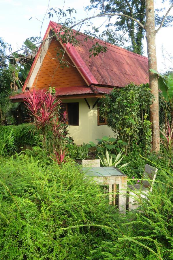 Hotel Manora Garden Phang-nga Exterior foto