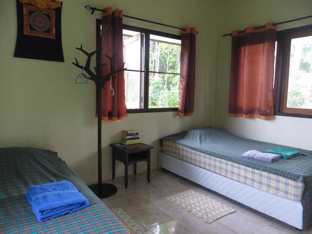 Hotel Manora Garden Phang-nga Zimmer foto